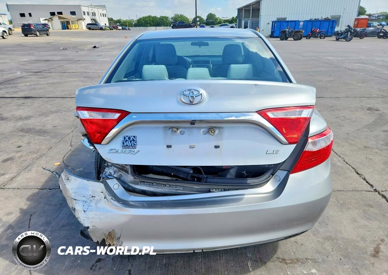 2016 Toyota Camry Le VIN:4T4BF1FK2GR542243 - 6