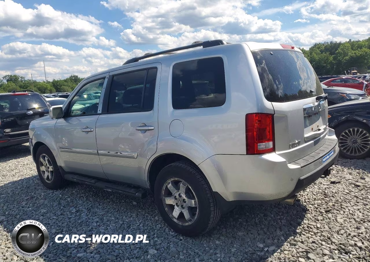 2011 Honda Pilot Touring VIN:5FNYF4H9XBB053157 - 2