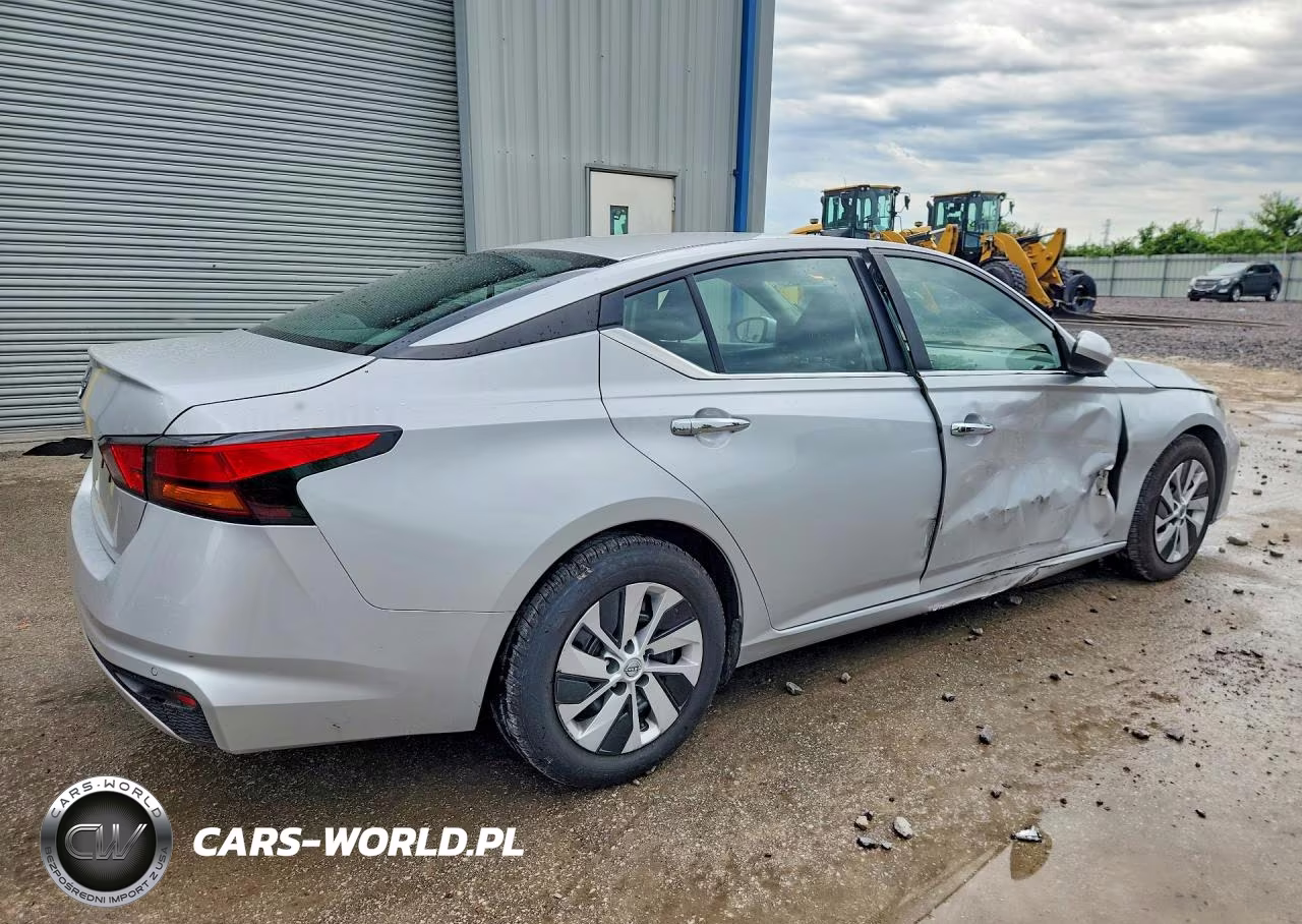2023 Nissan Altima S VIN:1N4BL4BV1PN372367 - 3