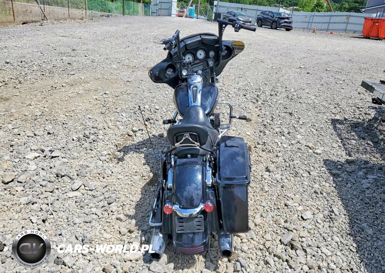 2013 Harley-Davidson Flhx Street Glide VIN:1HD1KBM16DB608224 - 4