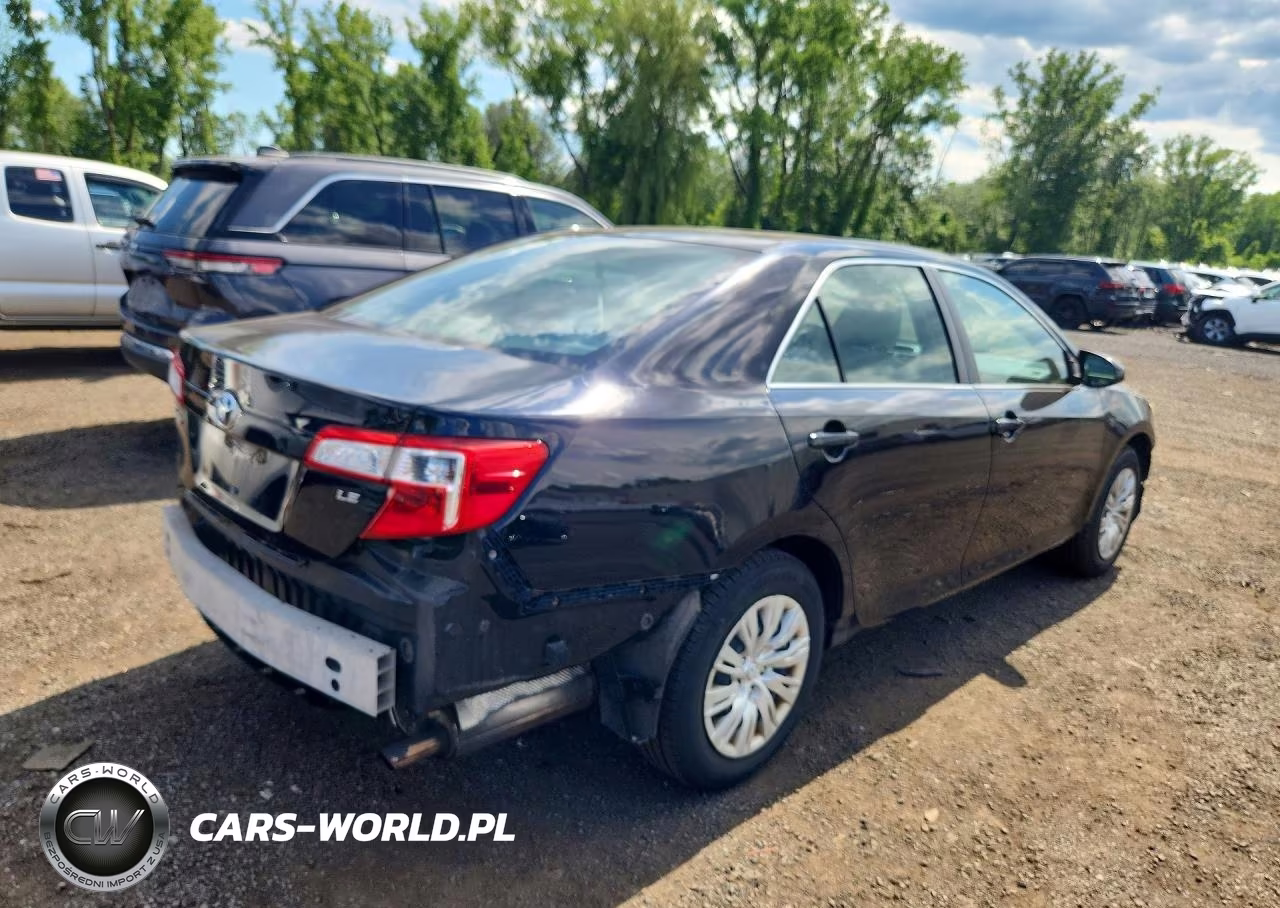 2013 Toyota Camry Le VIN:4T4BF1FK6DR309882 - 3