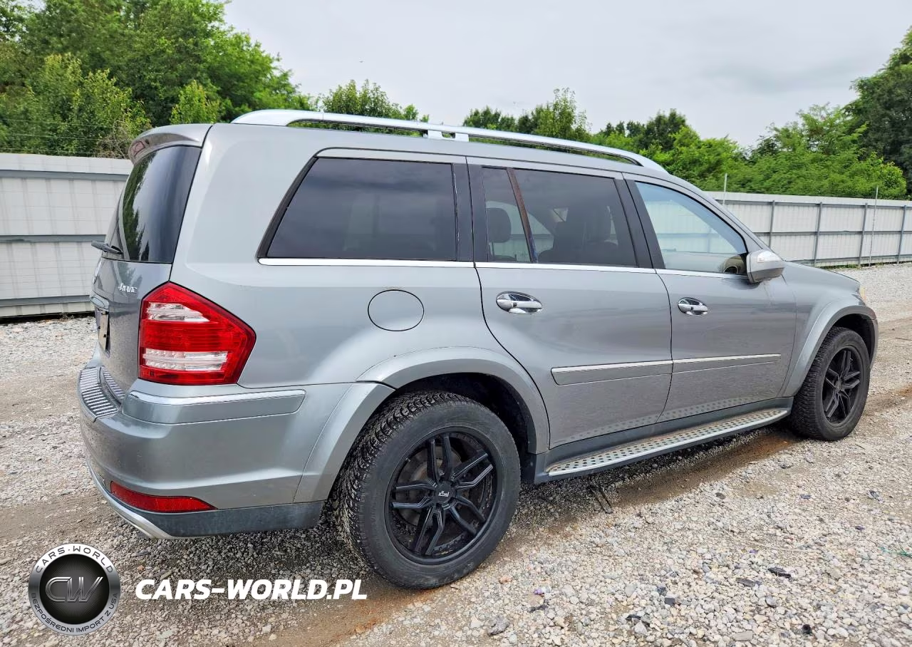2010 Mercedes-Benz Gl 550 4Matic VIN:4JGBF8GE6AA616073 - 3