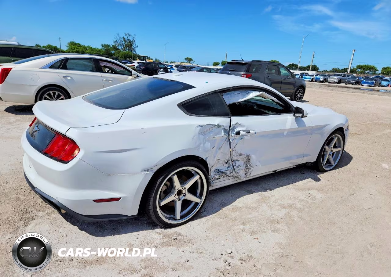 2021 Ford Mustang VIN:1FA6P8TH7M5154628 - 3