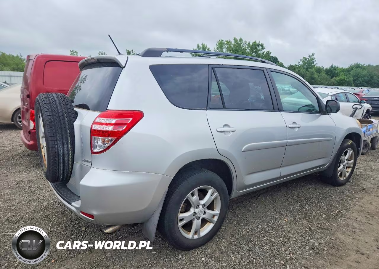 2011 Toyota Rav4 Base VIN:2T3BF4DV1BW107772 - 3