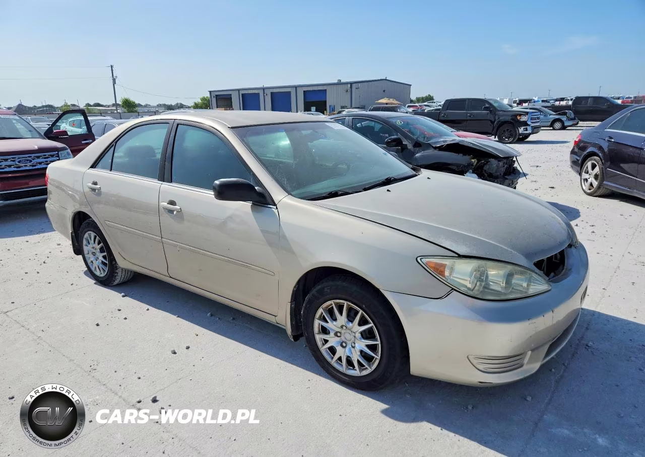 2006 Toyota Camry Le VIN:4T1BE32K76U129103 - 4