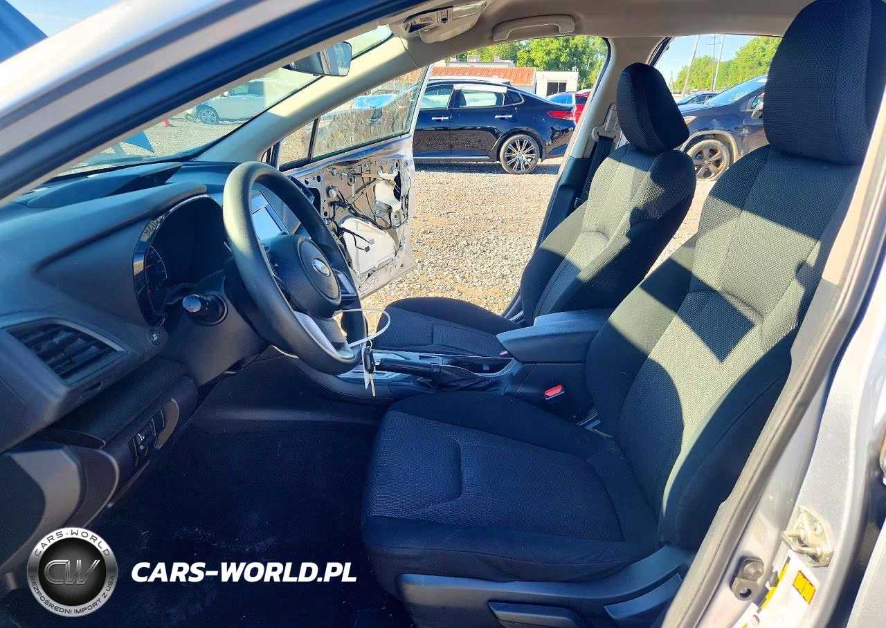 2018 Subaru Impreza VIN:4S3GTAA61J3747945 - 7