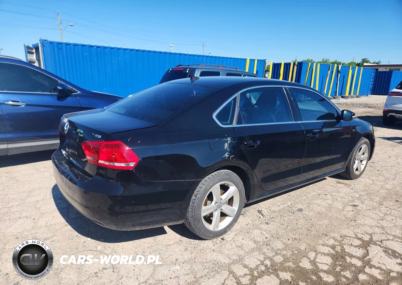 2015 Volkswagen Passat S VIN:1VWAT7A33FC114558 - 3