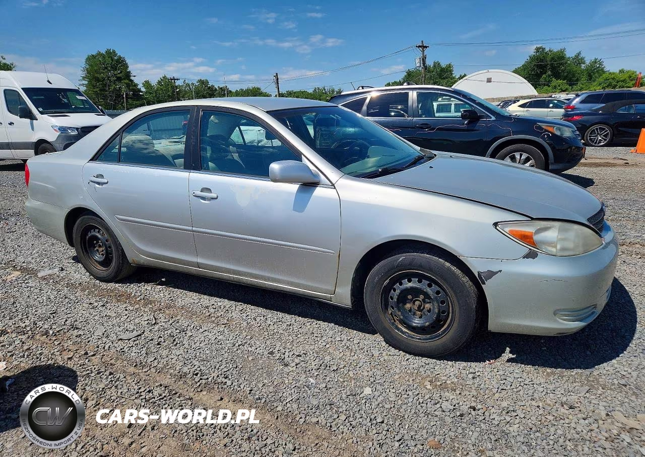 2003 Toyota Camry Le VIN:4T1BE32K73U753348 - 4