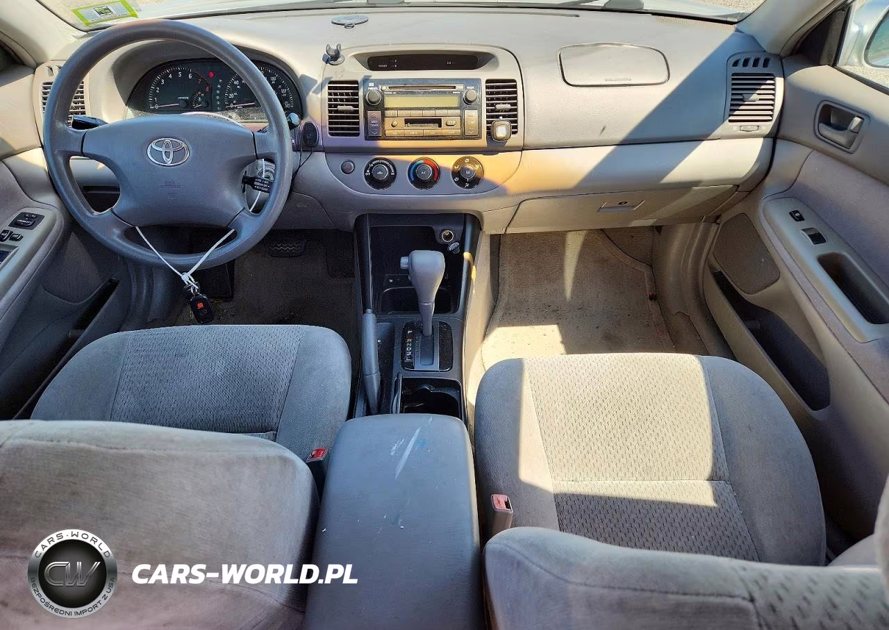 2003 Toyota Camry Le VIN:4T1BE32K73U753348 - 8