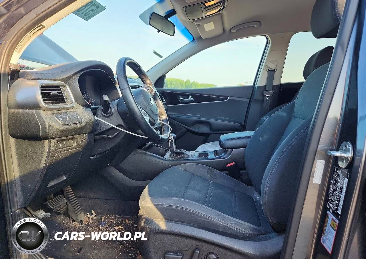 2020 Kia Sorento S VIN:5XYPG4A51LG666696 - 7