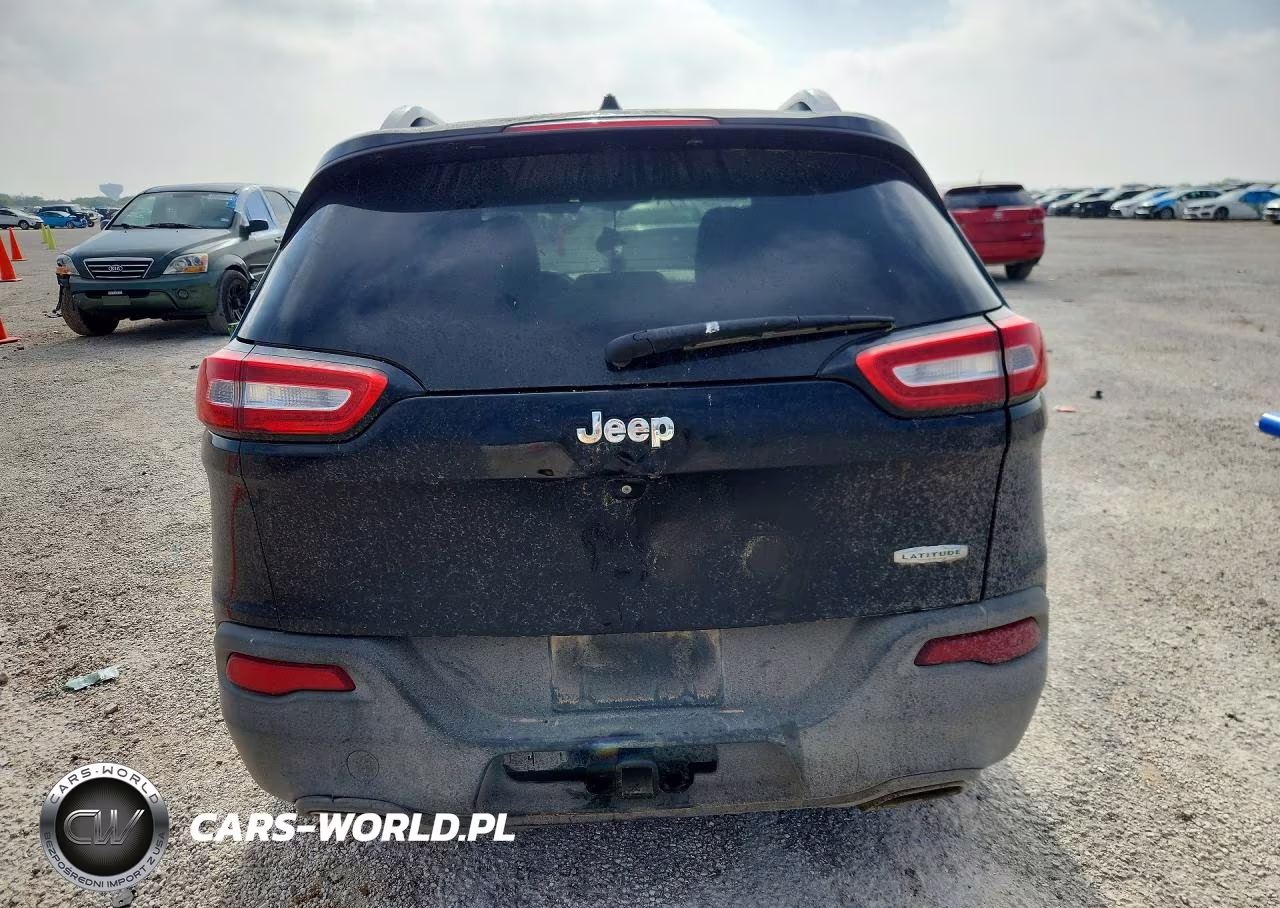 2018 Jeep Cherokee Latitude Plus VIN:1C4PJLLX0JD510431 - 6