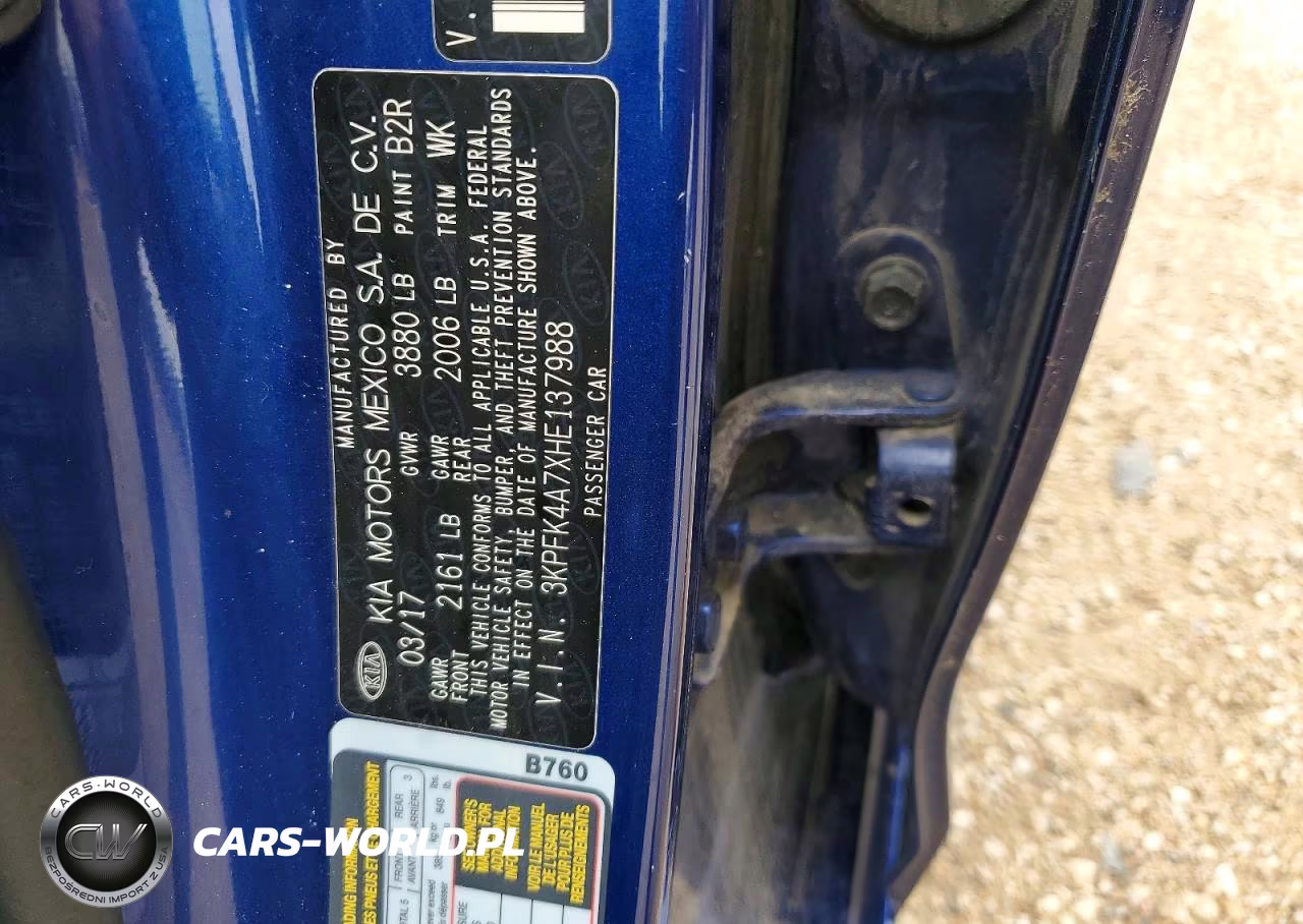 2017 Kia Forte Lx VIN:3KPFK4A7XHE137988 - 12