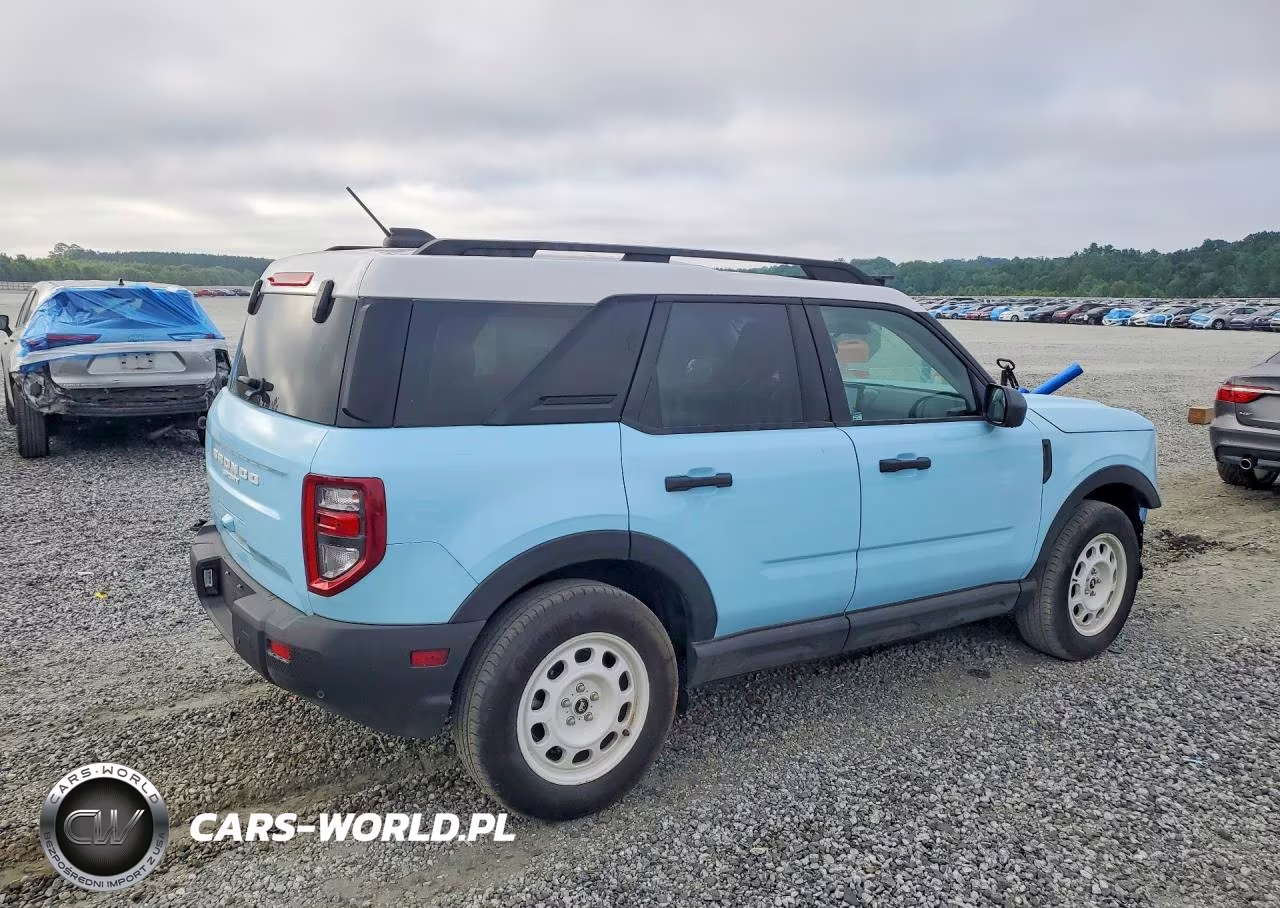 2025 Ford Bronco Sport Heritage VIN:3FMCR9GN1SRE01905 - 3