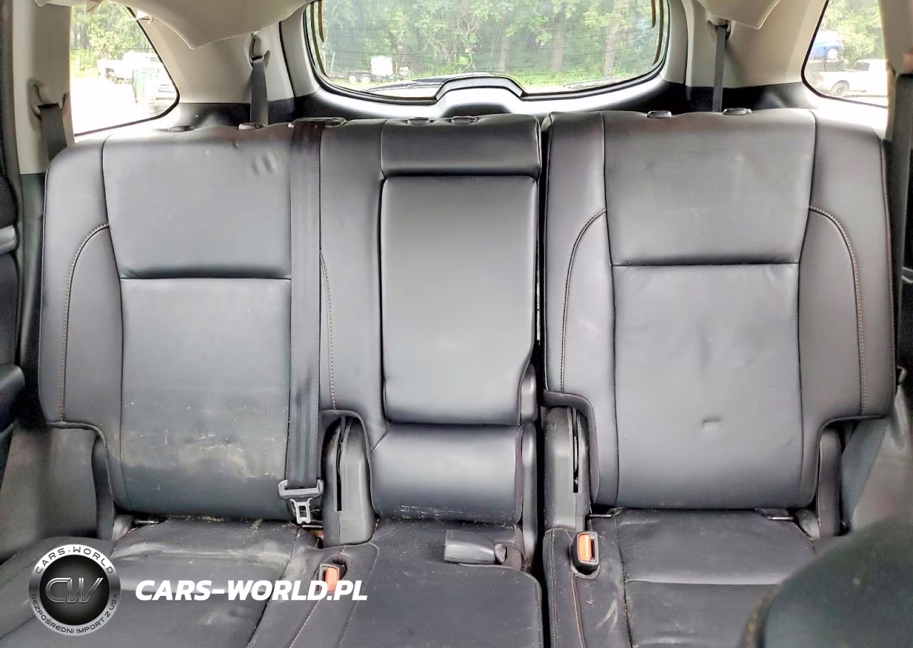 2019 Toyota Highlander Xle VIN:5TDJZRFH1KS700363 - 10
