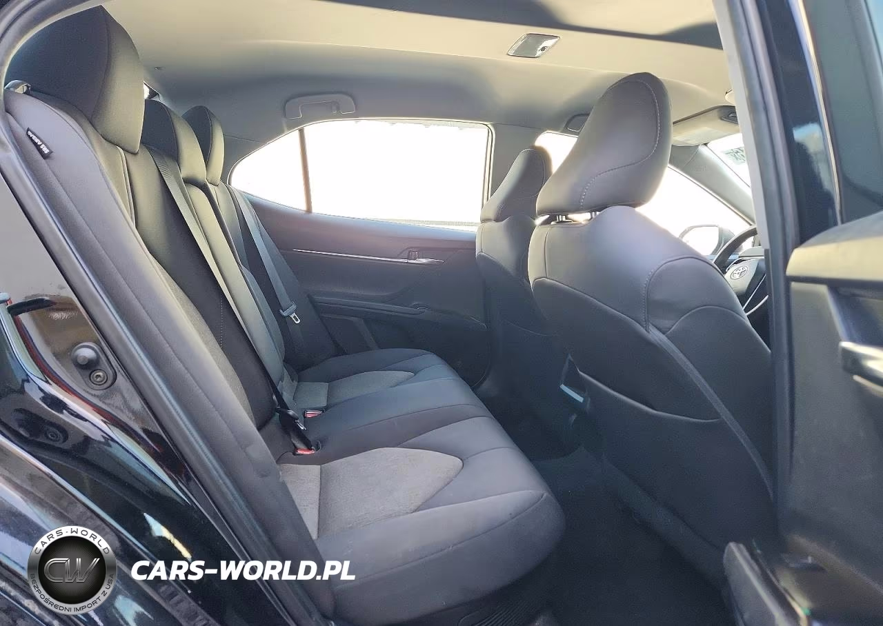 2022 Toyota Camry Le VIN:4T1C31AK3NU581287 - 10