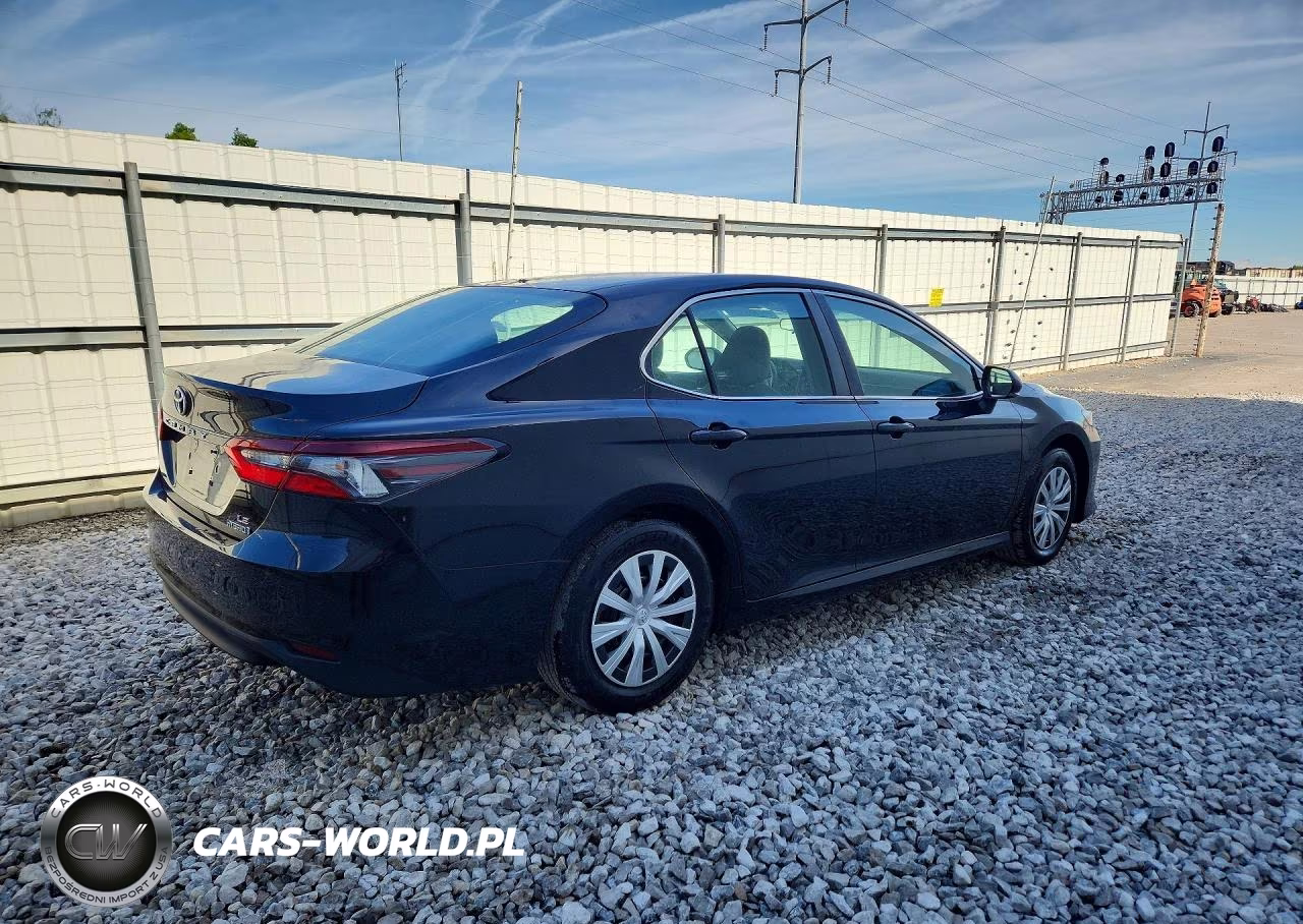 2022 Toyota Camry Le VIN:4T1C31AK3NU581287 - 3