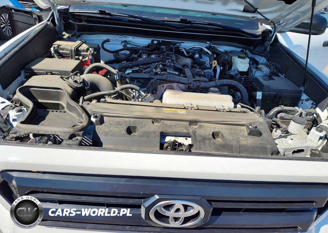 2024 Toyota Tacoma Sr VIN:3TYJDAHN4RT008891 - 11