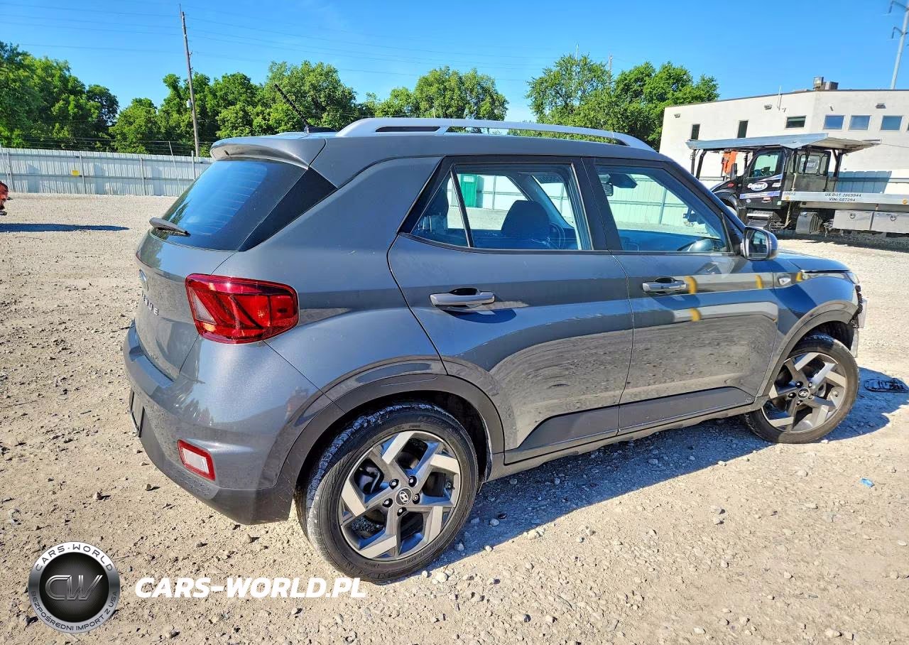 2024 Hyundai Venue Sel VIN:KMHRC8A39RU310980 - 3