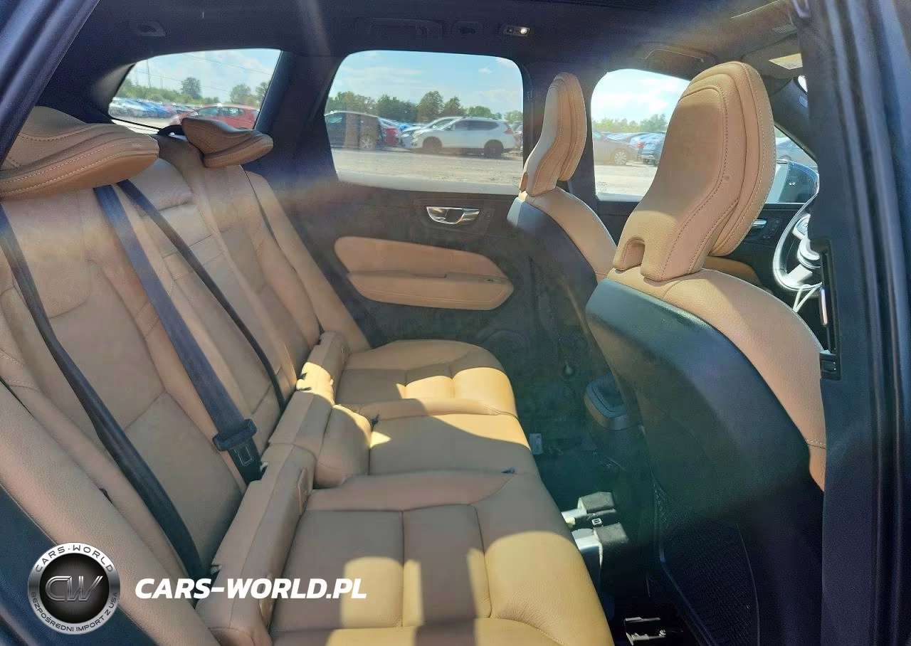 2020 Volvo Xc60 T5 Momentum VIN:YV4102RK4L1580711 - 10