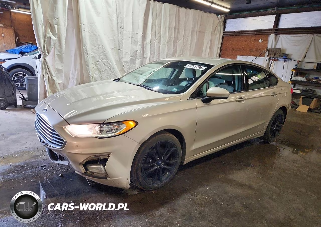 2019 Ford Fusion Se – zdjęcie 1 z 13
