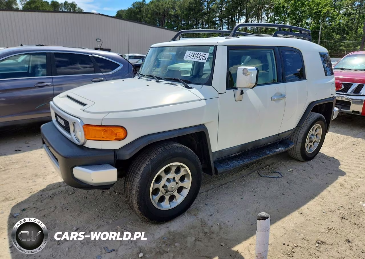 2013 Toyota Fj Cruiser Base – zdjęcie 1 z 13