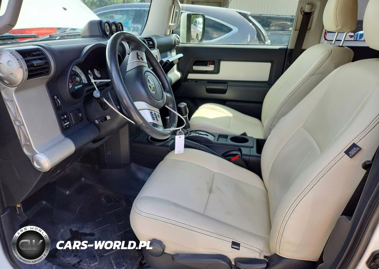 2013 Toyota Fj Cruiser Base VIN:JTEBU4BF3DK163303 - 7