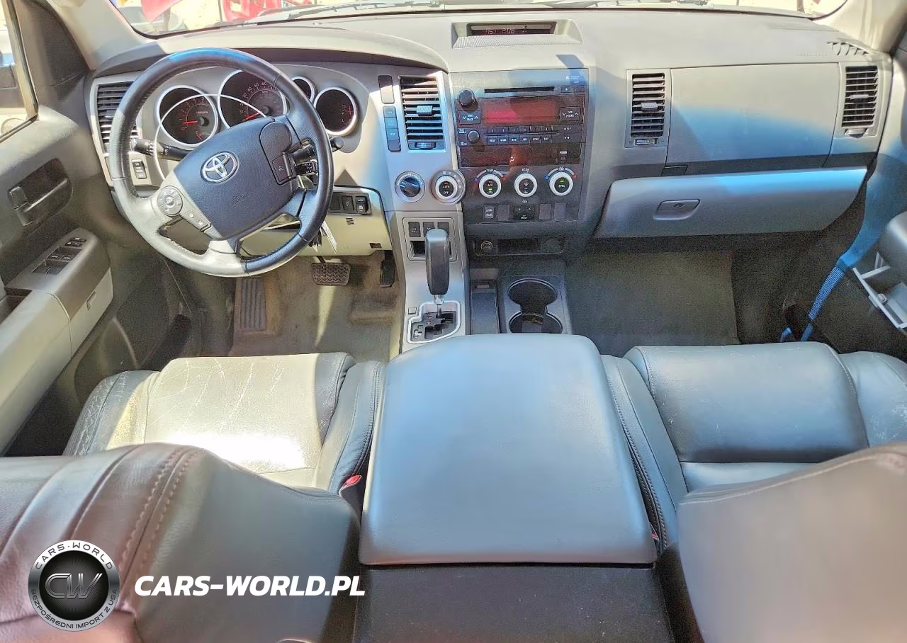 2011 Toyota Sequoia Sr5 VIN:5TDBY5G1XBS050269 - 8