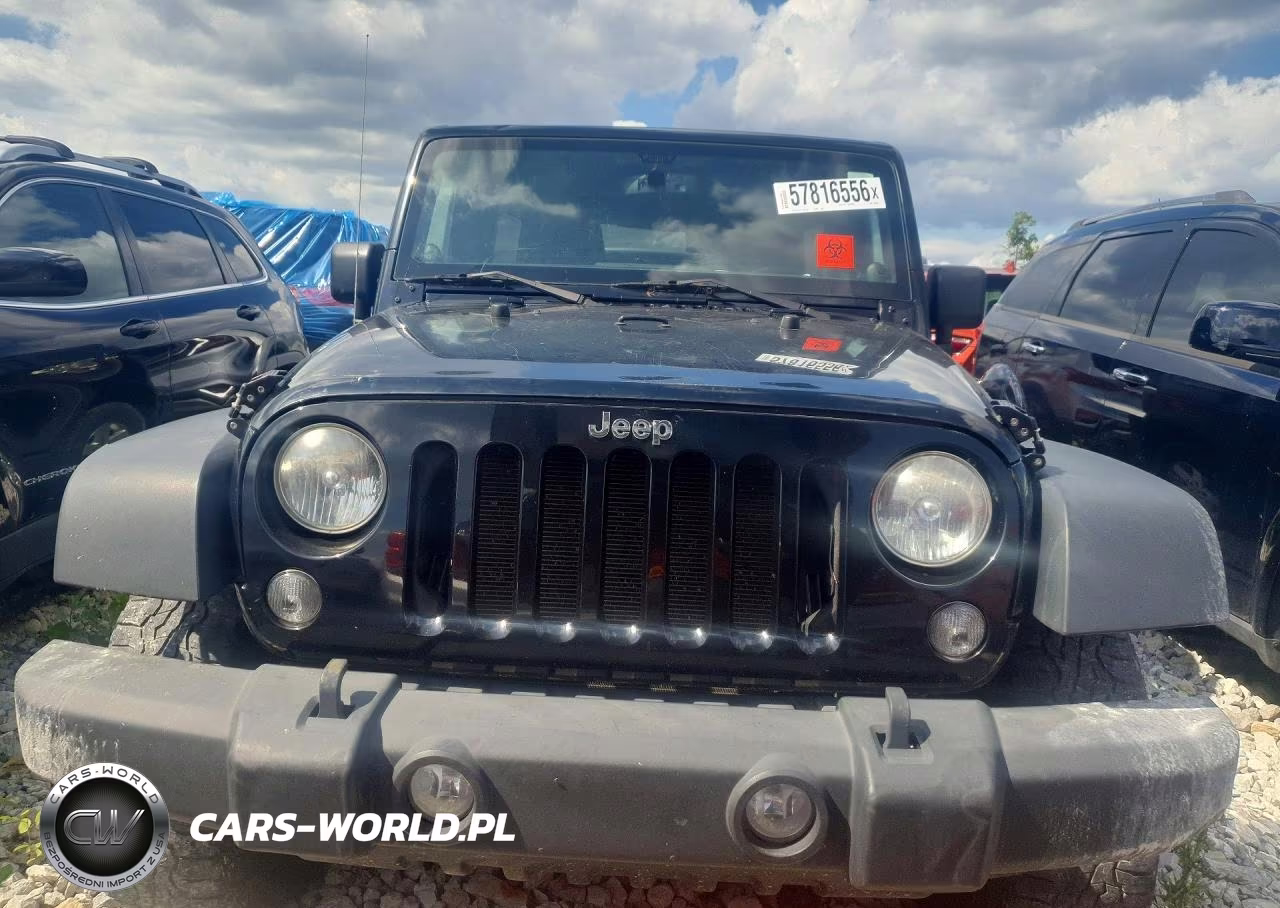 2014 Jeep Wrangler Unlimited Sport VIN:1C4HJWDG0EL138346 - 5