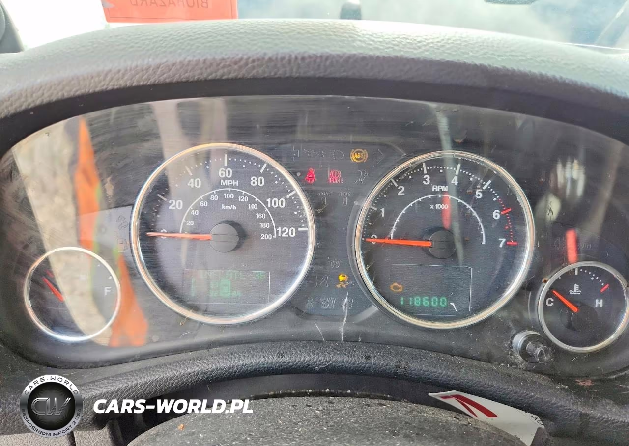 2014 Jeep Wrangler Unlimited Sport VIN:1C4HJWDG0EL138346 - 9