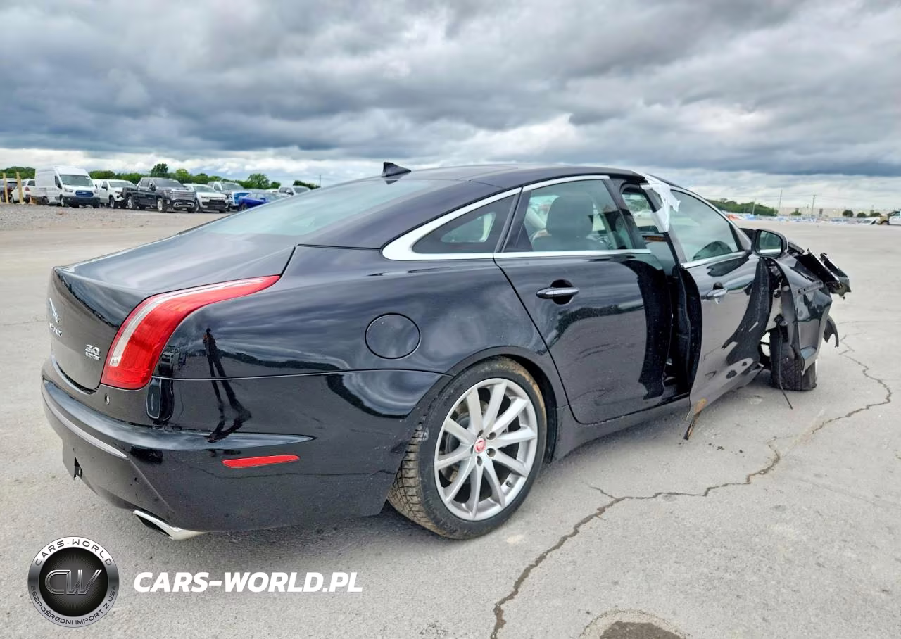 2014 Jaguar Xj VIN:SAJWJ1CD8E8V62704 - 3