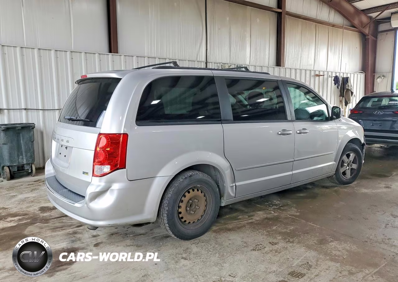 2012 Dodge Grand Caravan Sxt VIN:2C4RDGCG2CR112287 - 3