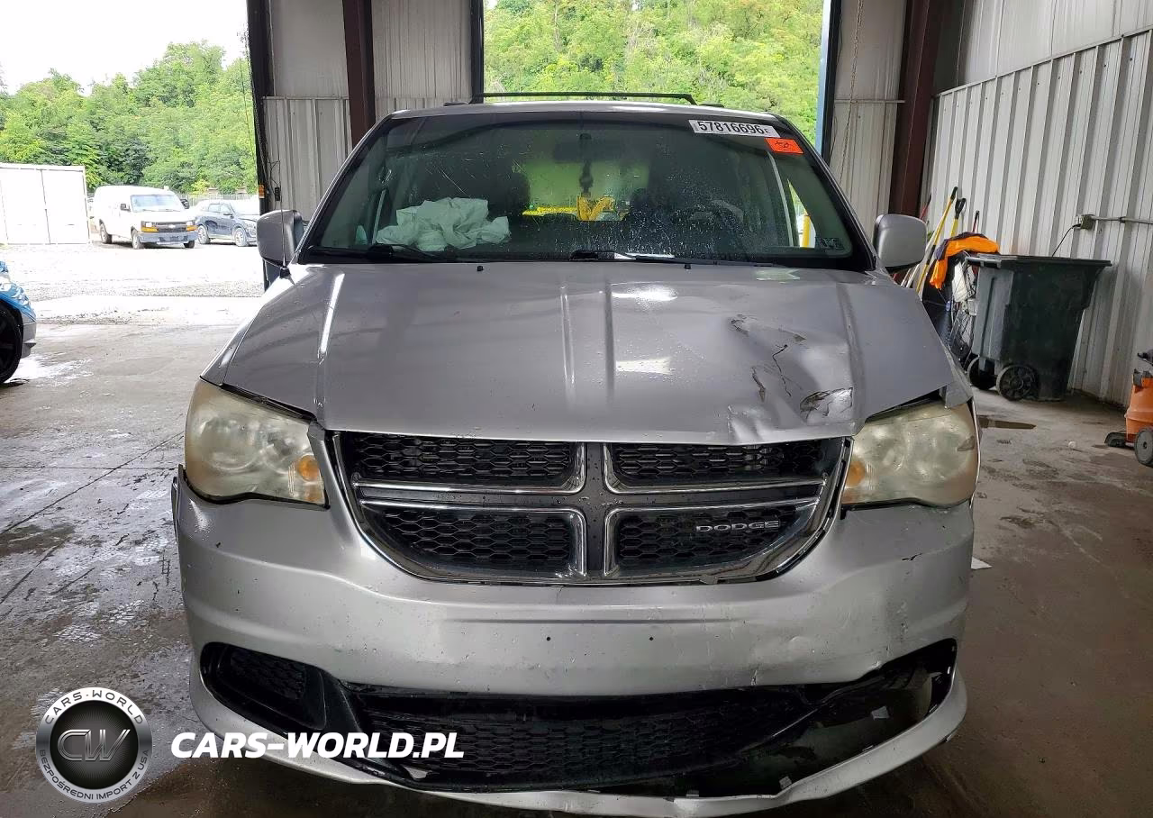 2012 Dodge Grand Caravan Sxt VIN:2C4RDGCG2CR112287 - 5