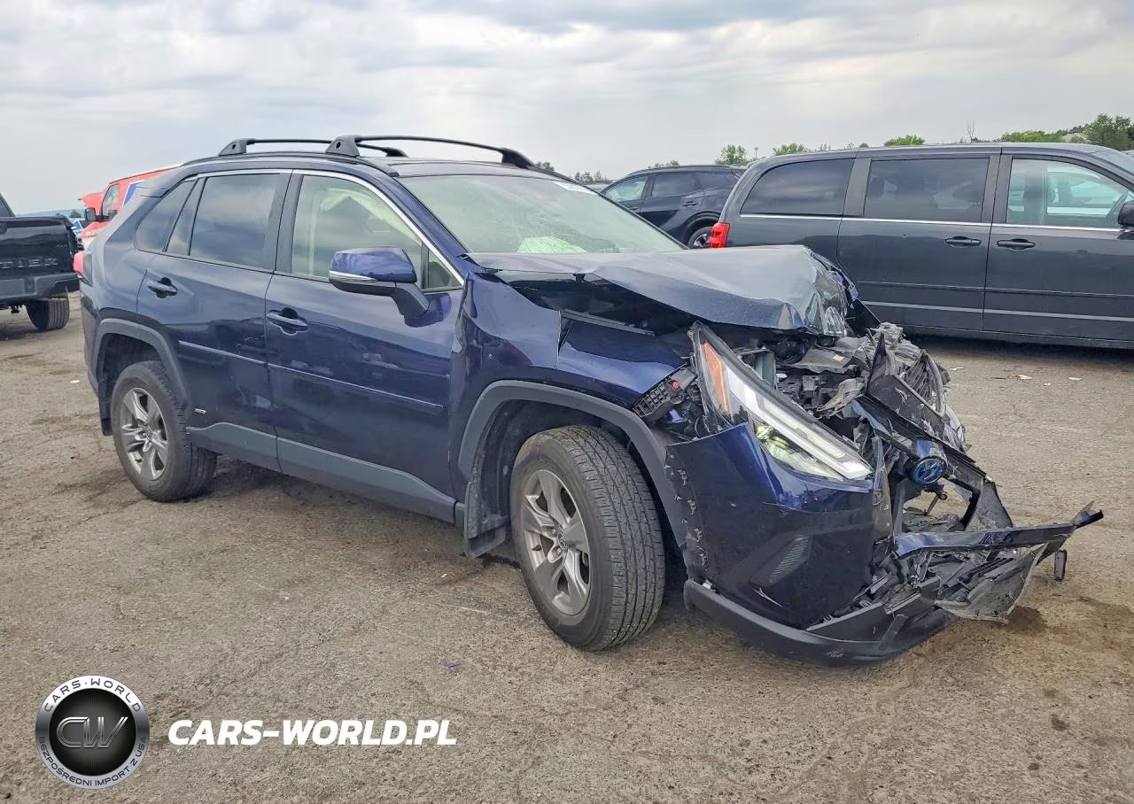 2024 Toyota Rav4 Hybrid Xle VIN:JTMRWRFV2RD242873 - 4