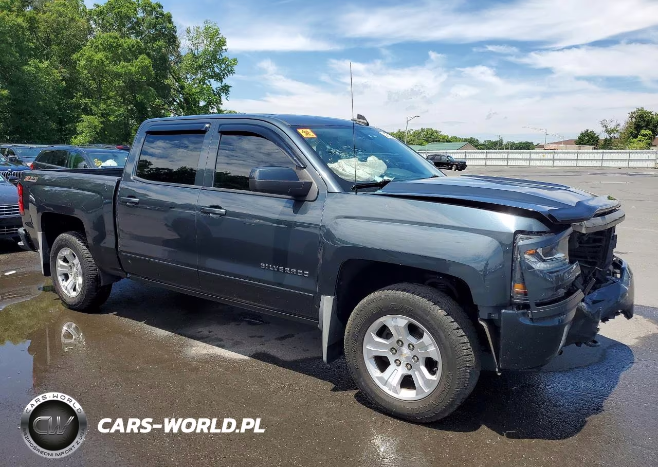 2018 Chevrolet Silverado K1500 Lt VIN:3GCUKRECXJG144283 - 4