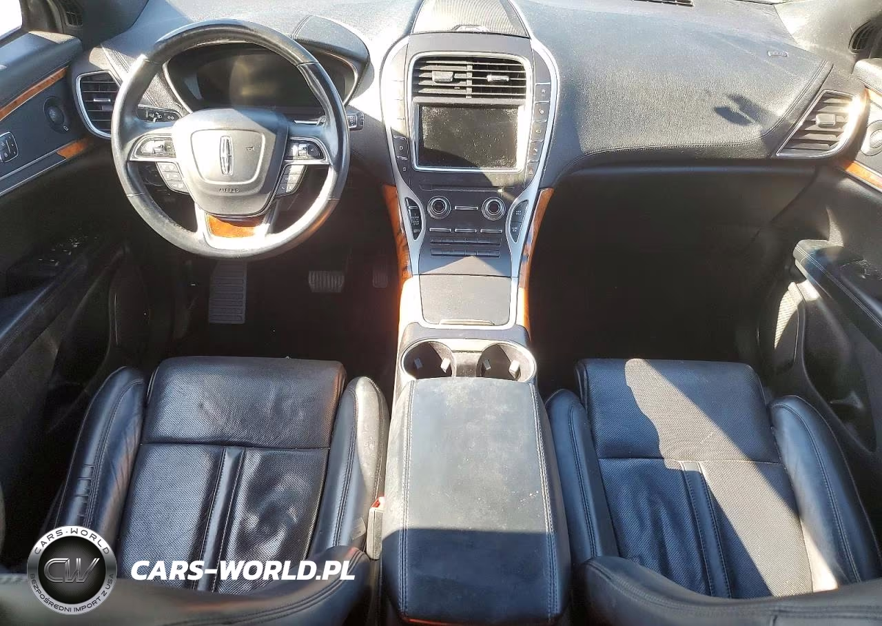 2019 Lincoln Nautilus Reserve VIN:2LMPJ8L96KBL53252 - 8