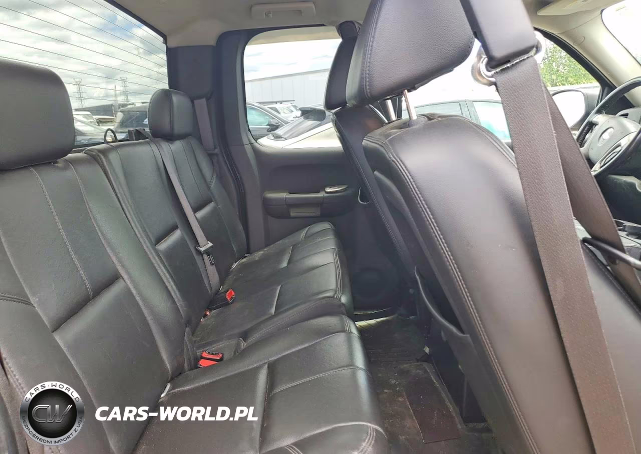 2008 Chevrolet Silverado K1500 VIN:2GCEK19J381310161 - 10