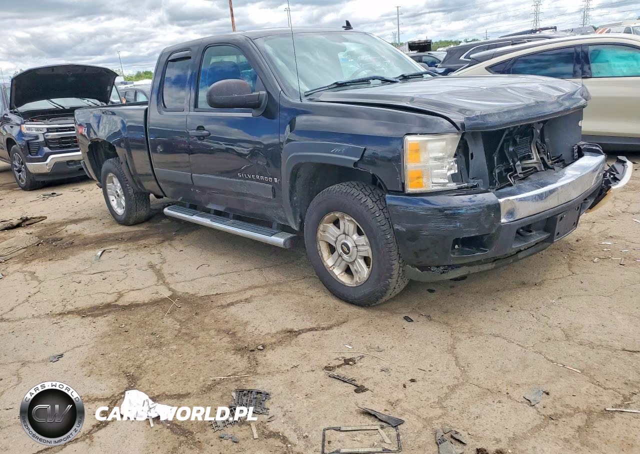 2008 Chevrolet Silverado K1500 VIN:2GCEK19J381310161 - 4