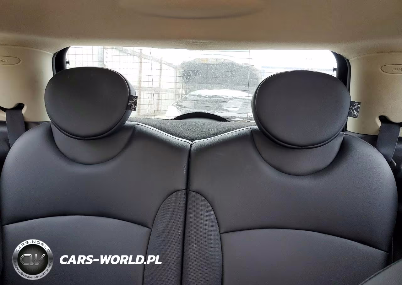 2012 Mini Cooper VIN:WMWSU3C5XCT260136 - 10
