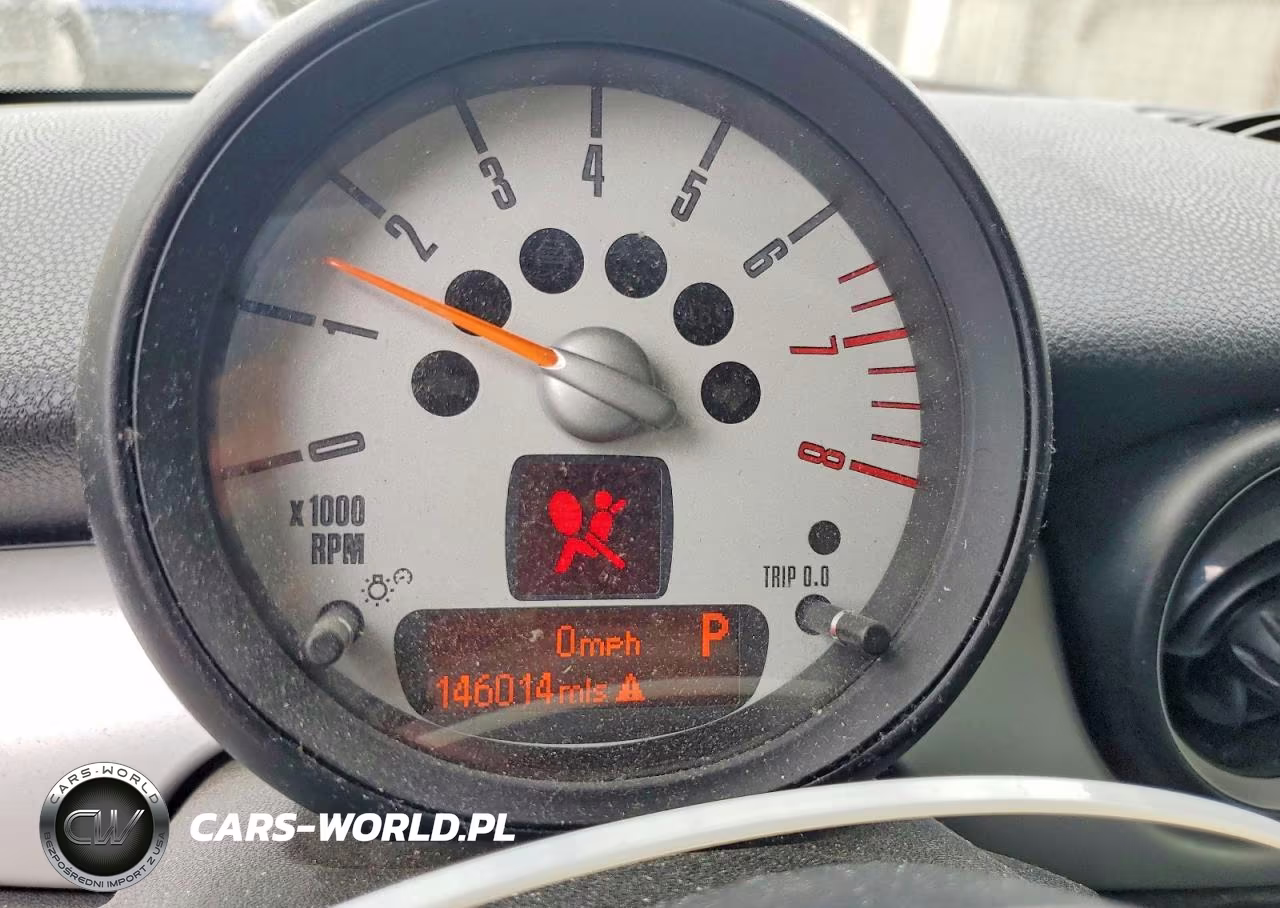 2012 Mini Cooper VIN:WMWSU3C5XCT260136 - 9