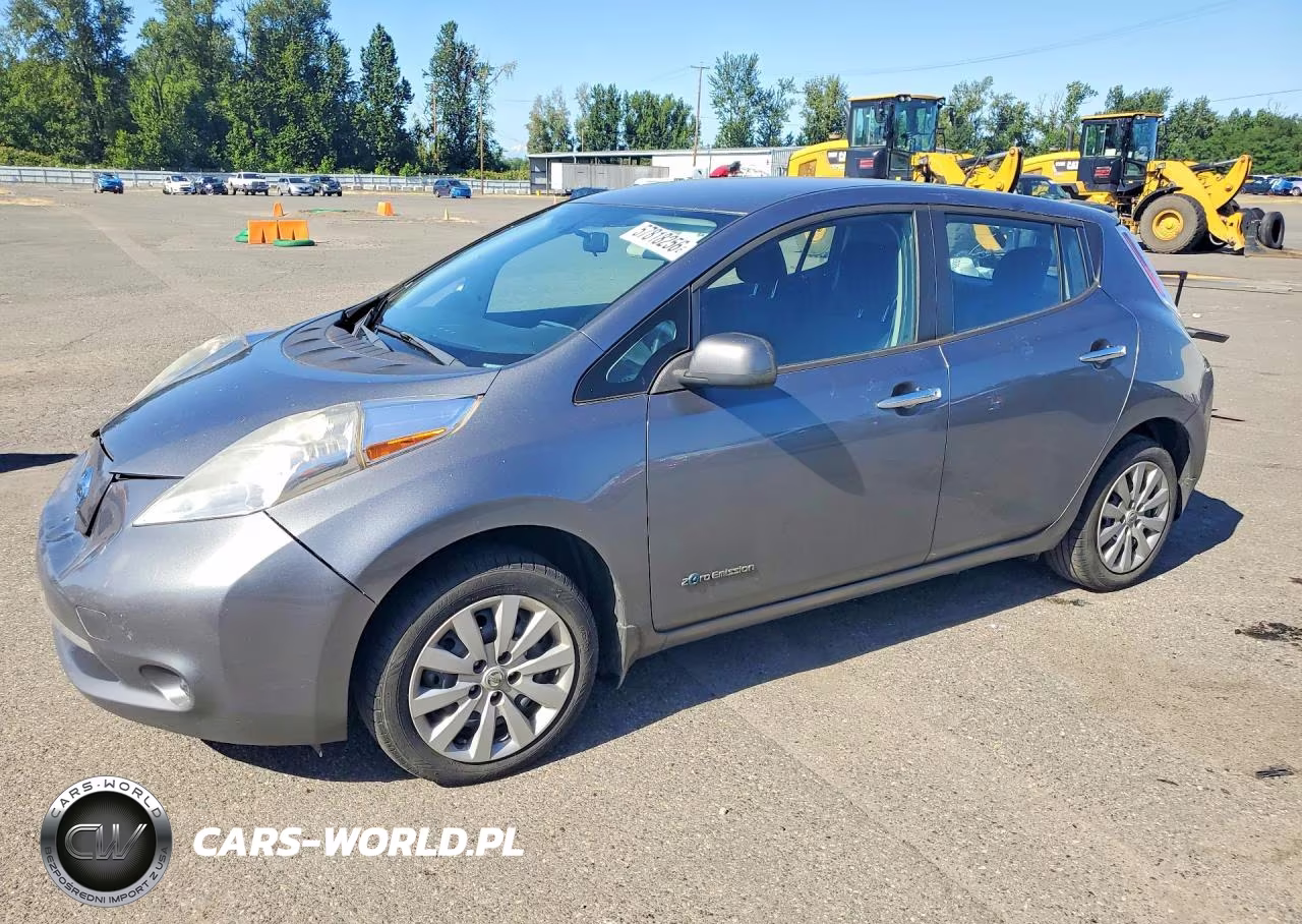 2015 Nissan Leaf S