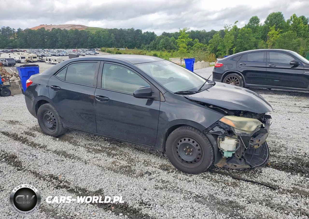 2015 Toyota Corolla Le VIN:2T1BURHE2FC372360 - 4