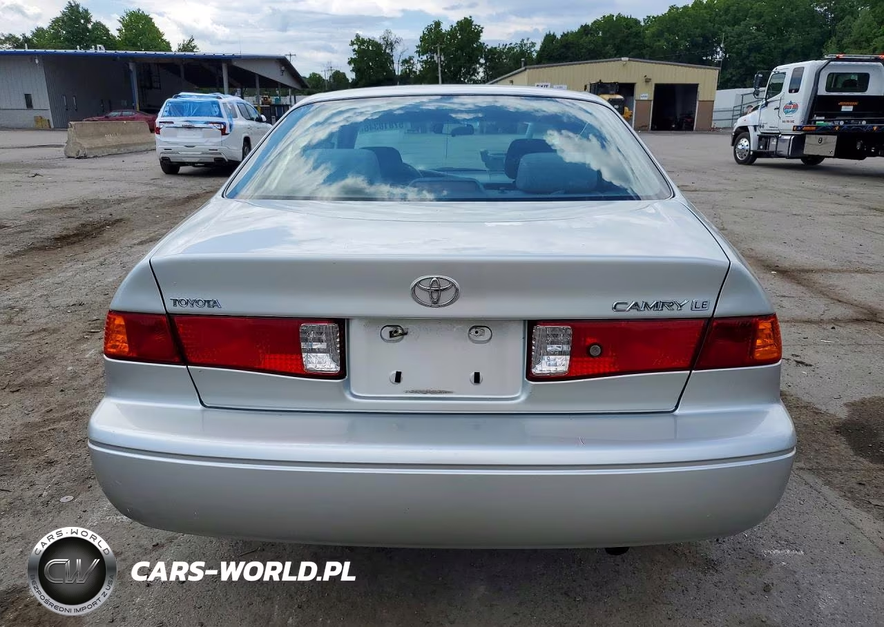 2000 Toyota Camry Le VIN:JT2BG22K4Y0456828 - 6