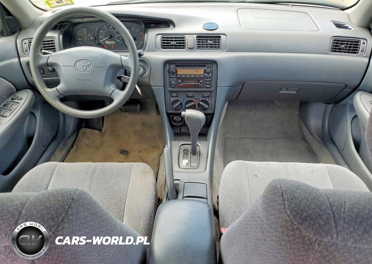 2000 Toyota Camry Le VIN:JT2BG22K4Y0456828 - 8