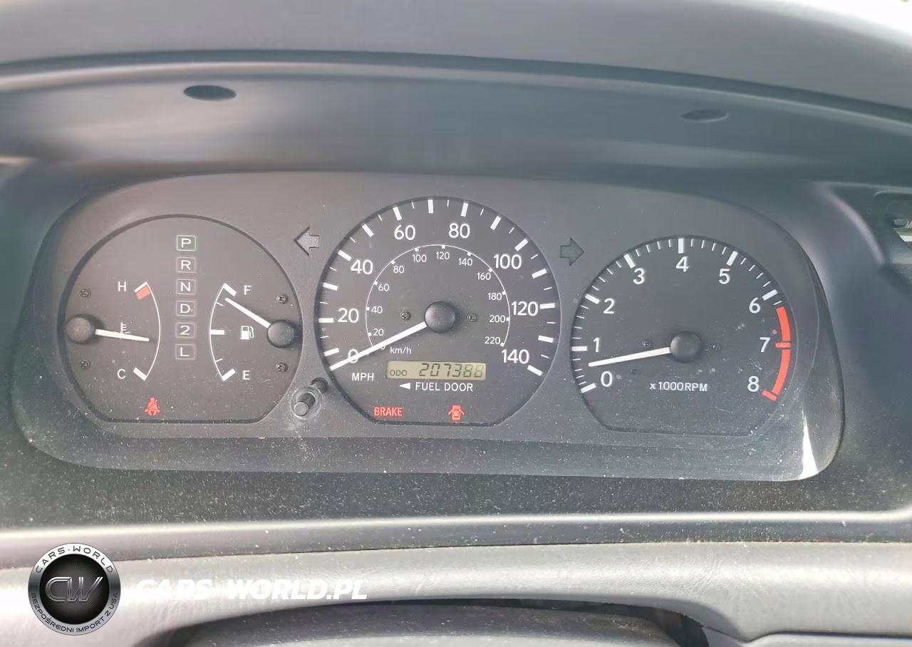 2000 Toyota Camry Le VIN:JT2BG22K4Y0456828 - 9