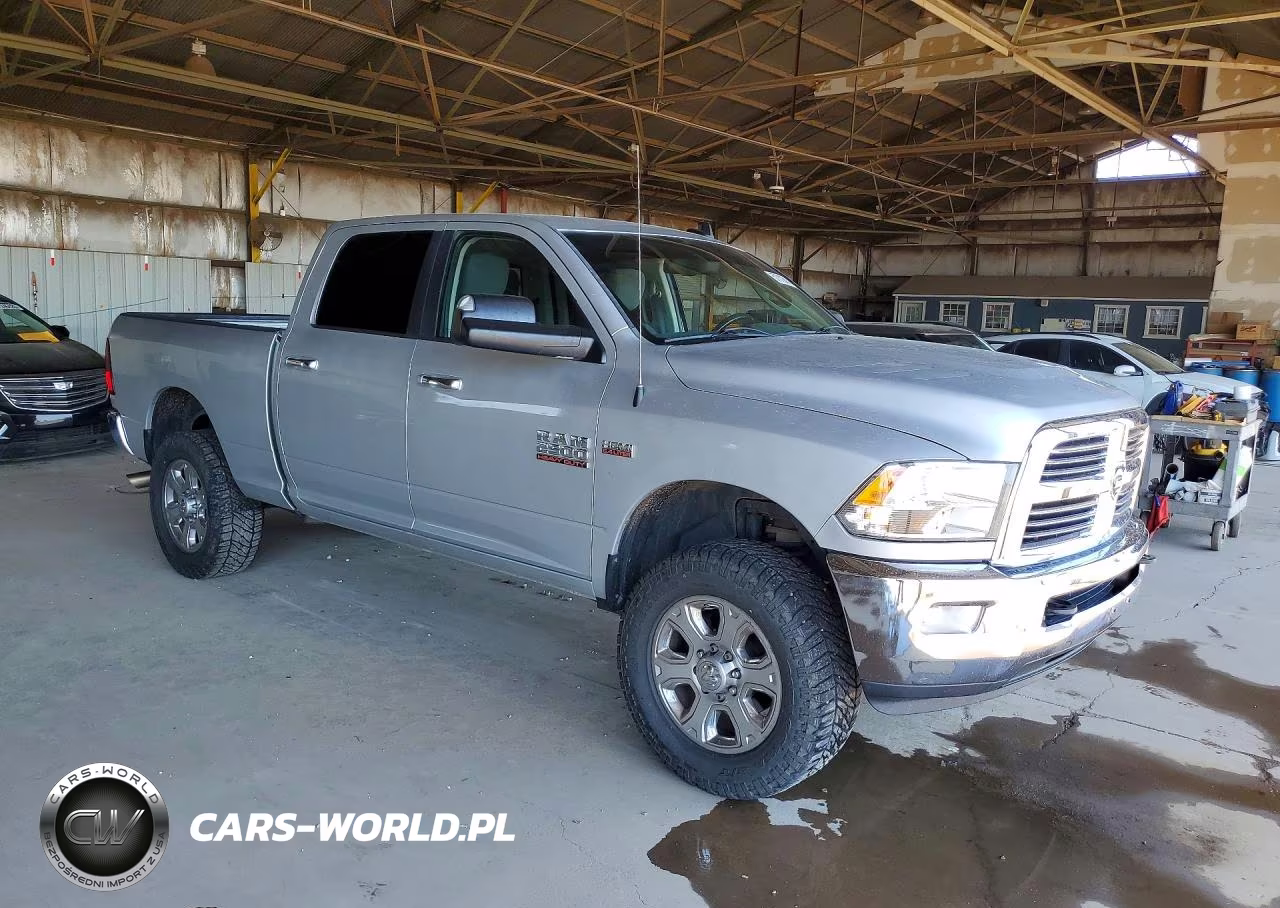 2015 Ram 2500 Slt VIN:3C6UR5DJ0FG504860 - 4
