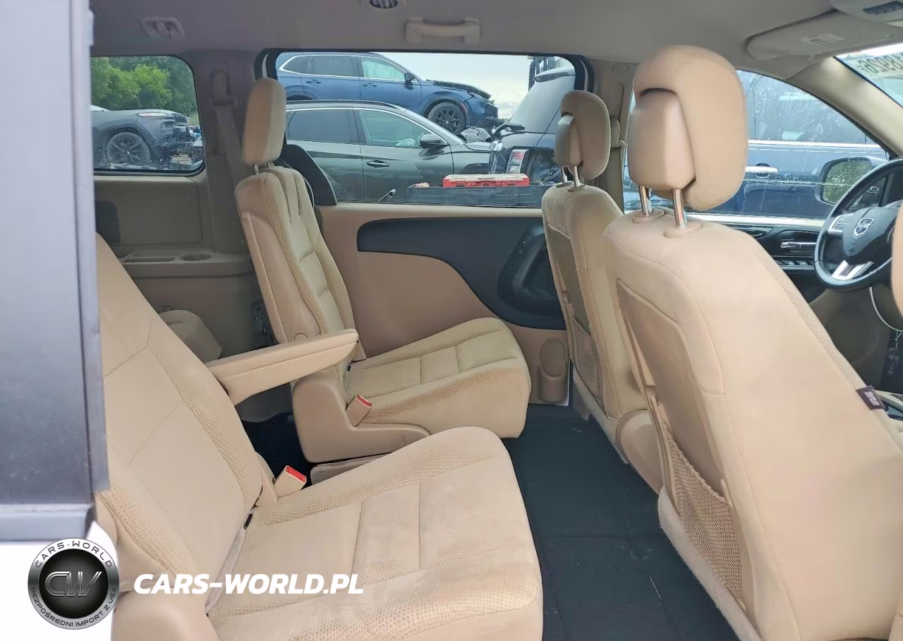 2016 Dodge Grand Caravan Sxt VIN:2C4RDGCG1GR323759 - 11