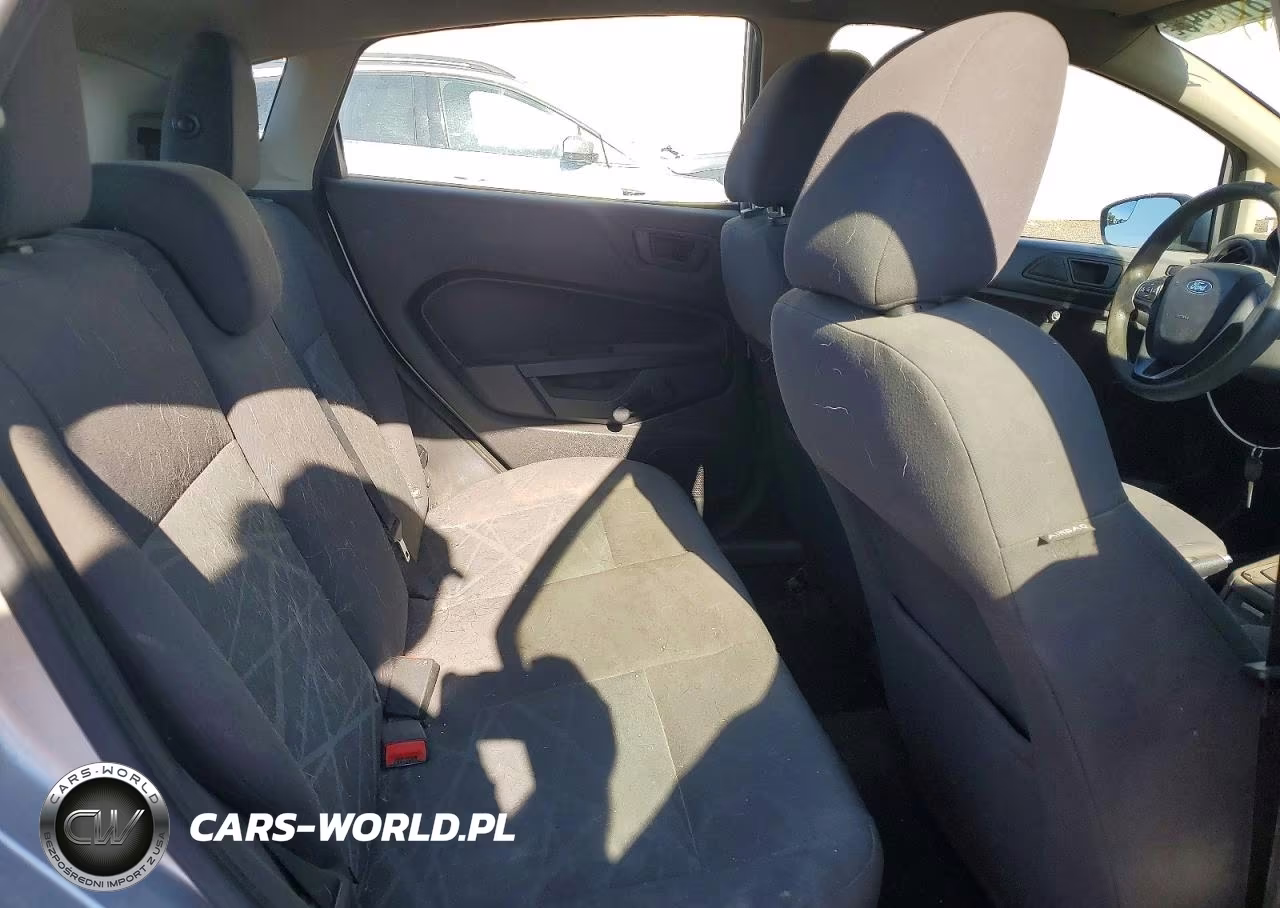 2015 Ford Fiesta S VIN:3FADP4TJ1FM145505 - 10