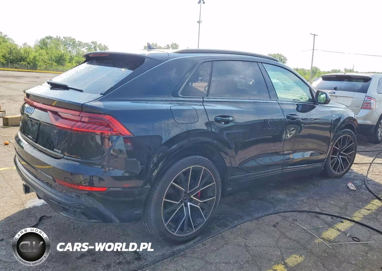 2023 Audi Q8 Prestige S-Line VIN:WA1FVBF10PD031012 - 3