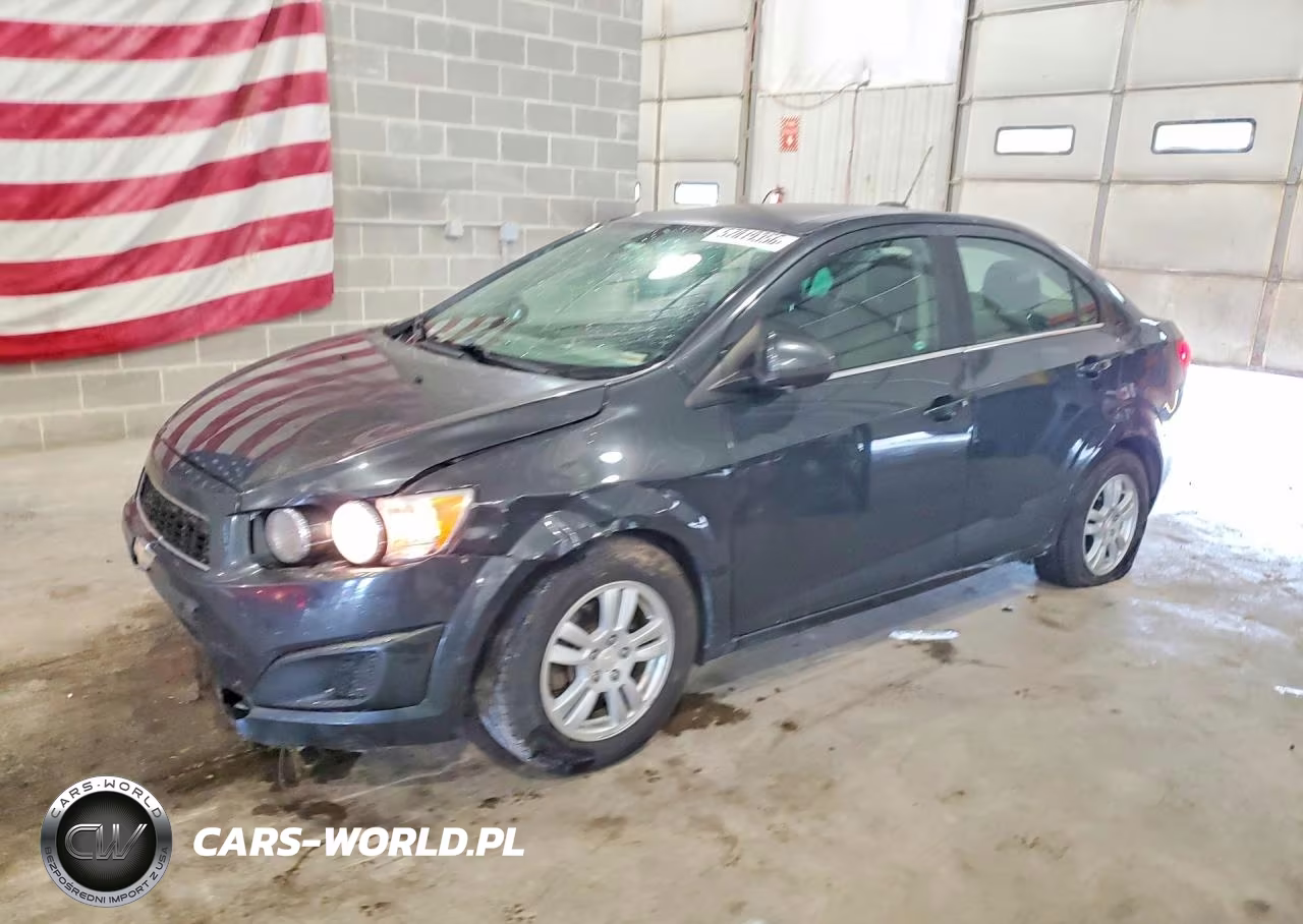 2015 Chevrolet Sonic Lt – zdjęcie 1 z 12