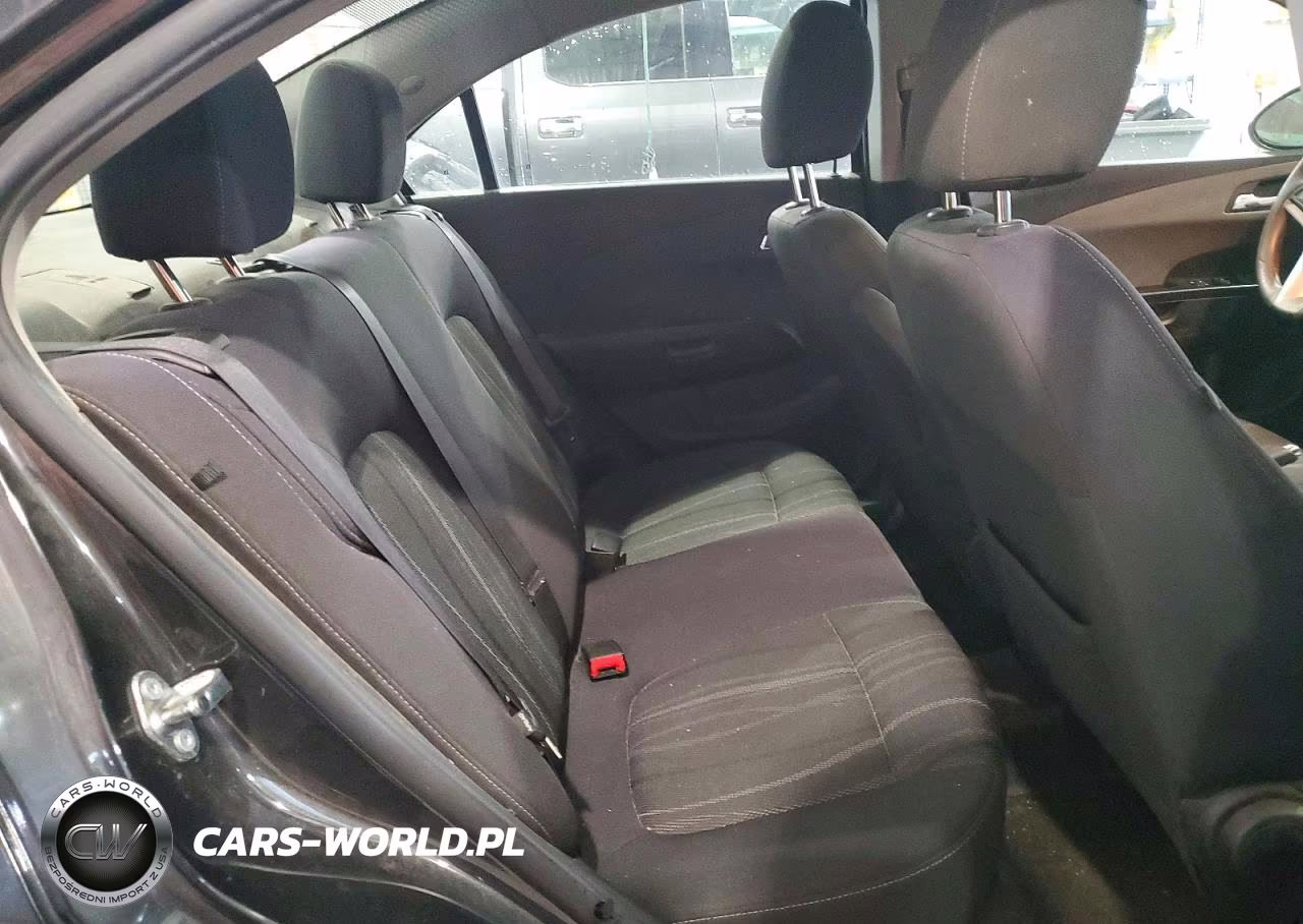 2015 Chevrolet Sonic Lt VIN:1G1JC5SH2F4145398 - 10